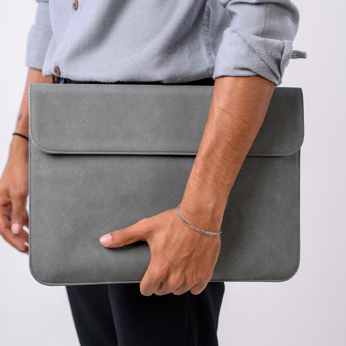 Mysu Slate Sleeve 15