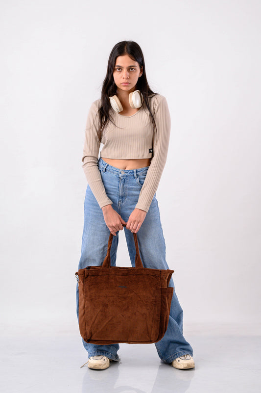 Canvas vs. Cotton: Which Tote Bag Fits Your Lifestyle?